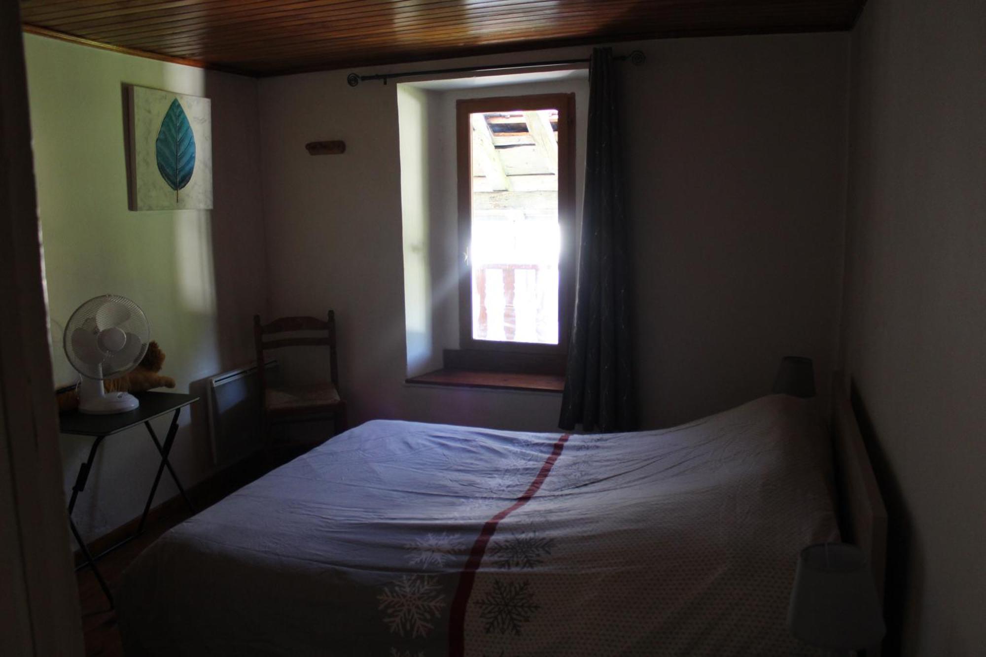 Maison De Charme Calme Entouree De Montagne Ussat Екстер'єр фото