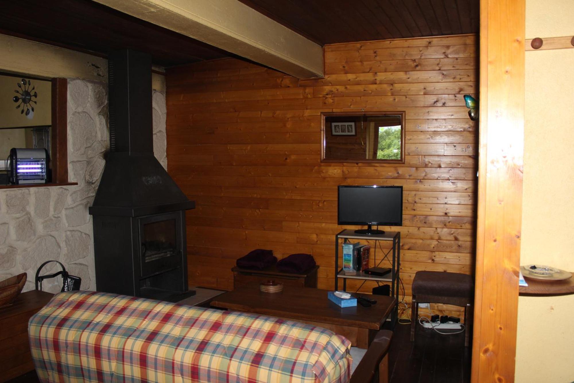 Maison De Charme Calme Entouree De Montagne Ussat Екстер'єр фото
